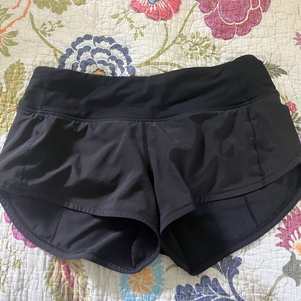 Black lowrise Lululemon Speed Ups size 2